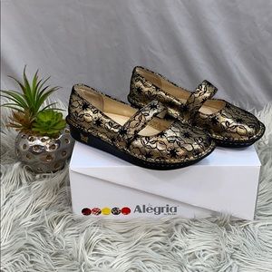 Size 37/7.5 - Algeria Gold Mary Janes. NEVER WORN!